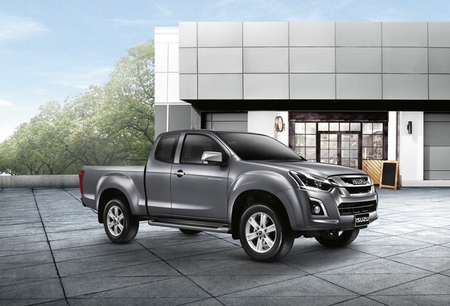 2016 Isuzu Dmax Double Cab side