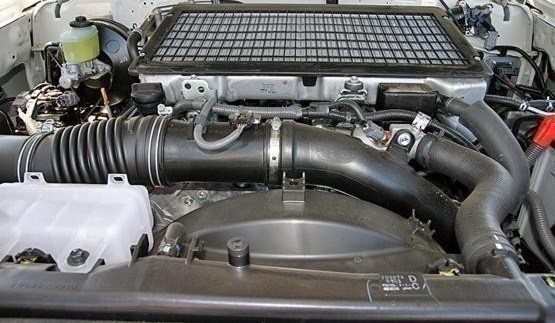 Landcruiser-Pickup-VDJ-79R-engine