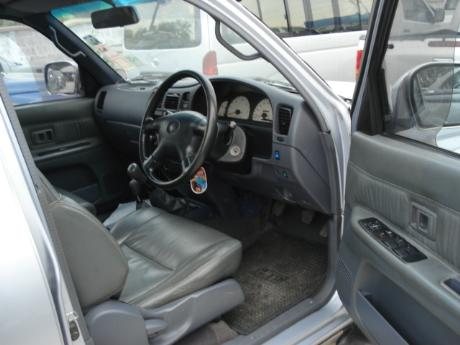 Toyota Hilux Tiger EFI 2000 to 2001 from Thailand's largest Toyota Hilux Tiger exporter - Jim Autos Thailand