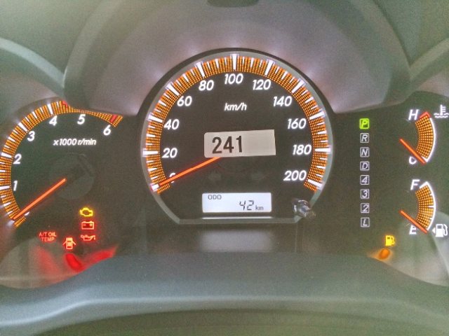 2014-Toyota-Hilux-Vigo-3000cc-Auto-4WD-digital-meter